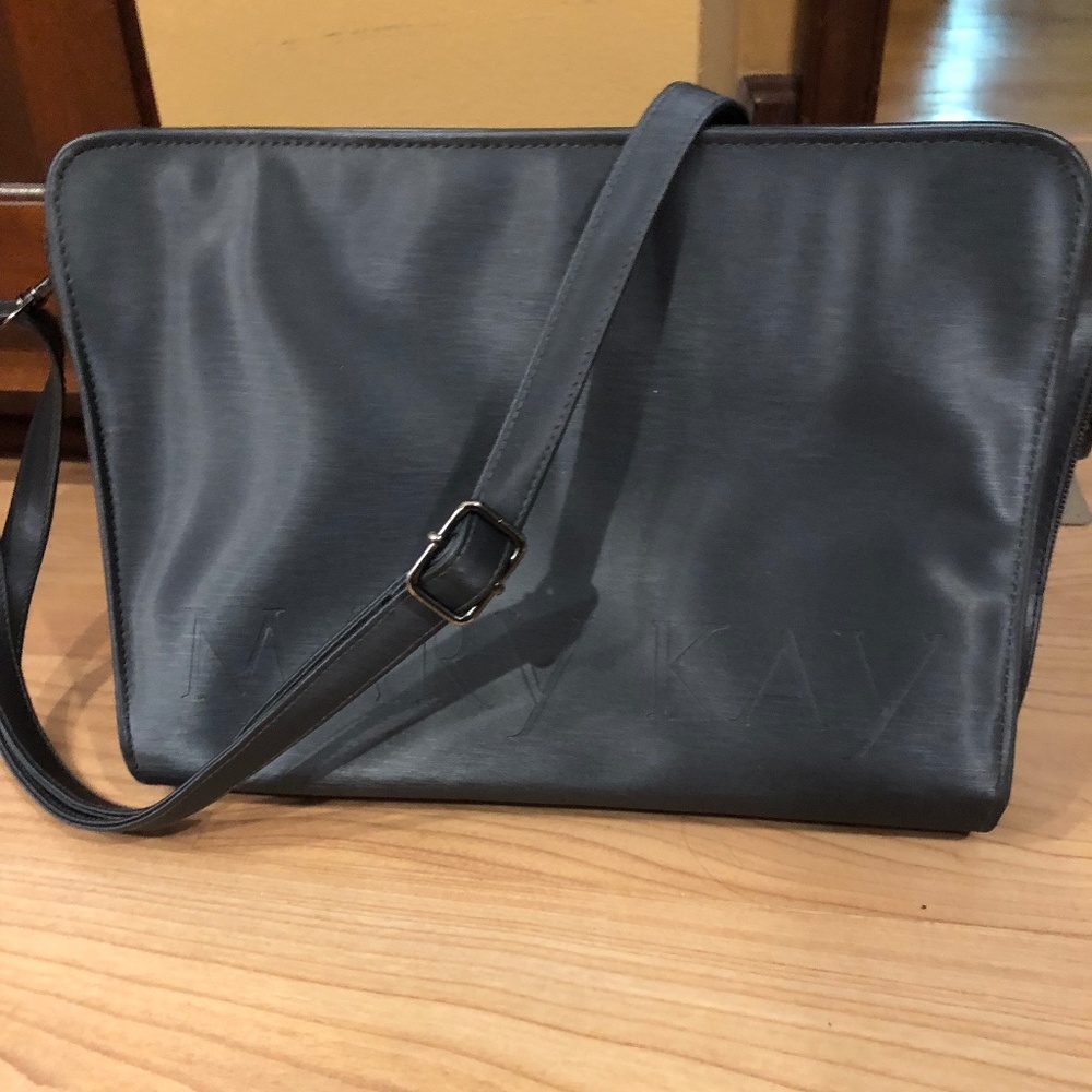 Mary Kay Travel Organizer Crossbody Bag